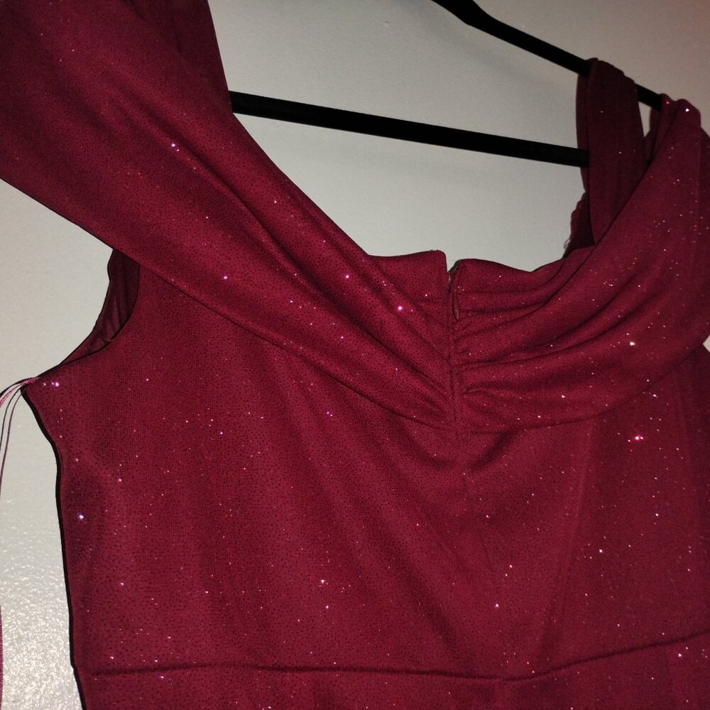 Women's Party Dress - Picture 5 of 12